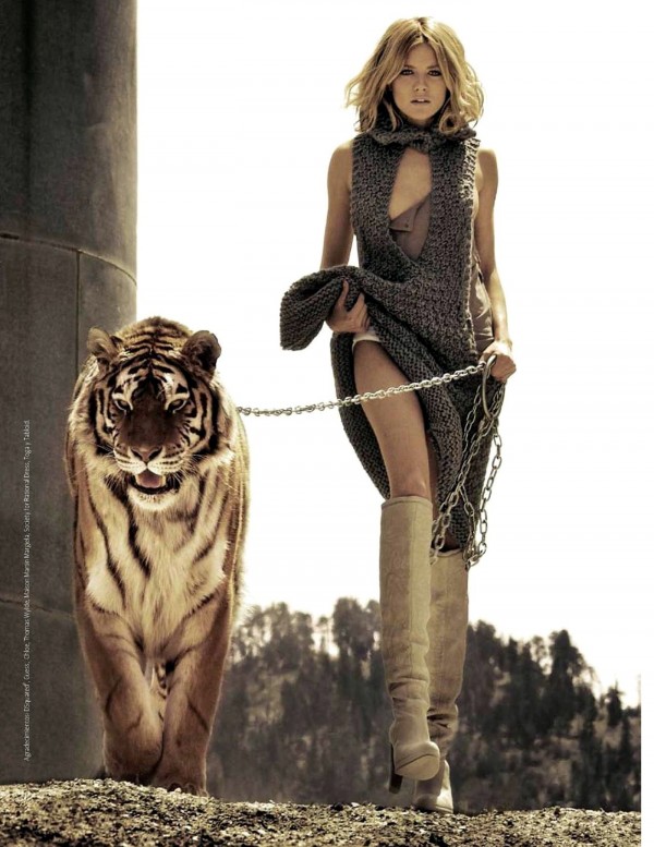 Девушка и тигр картинка
